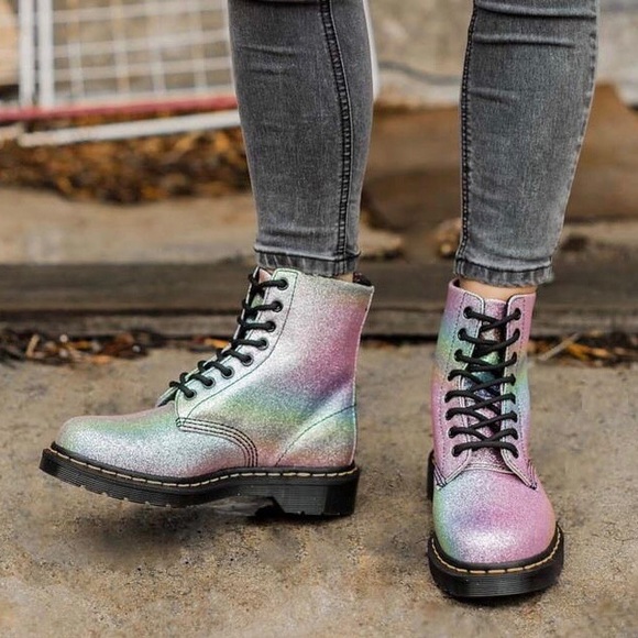 1460 pascal rainbow glitter